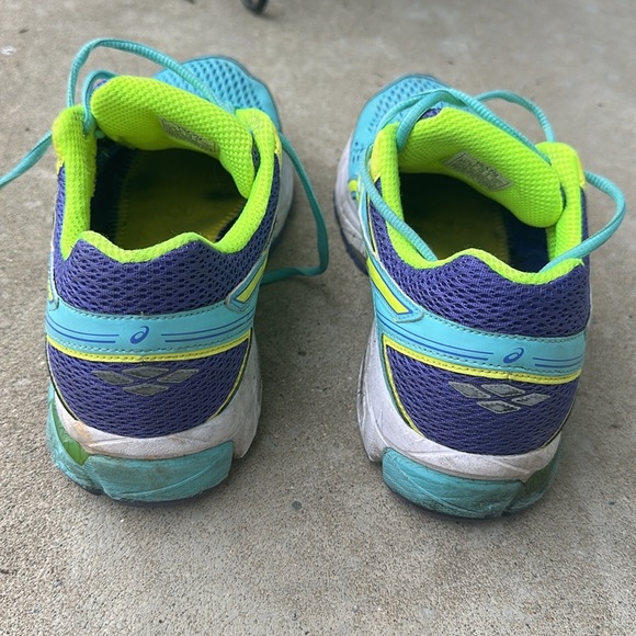 ASICS Blue tennis shoes women’s size 10 - Picture 5 of 7